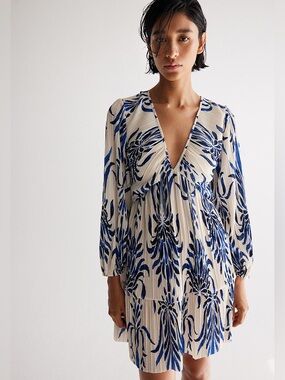 H&M Cream and Blue Plissé Dress NWT